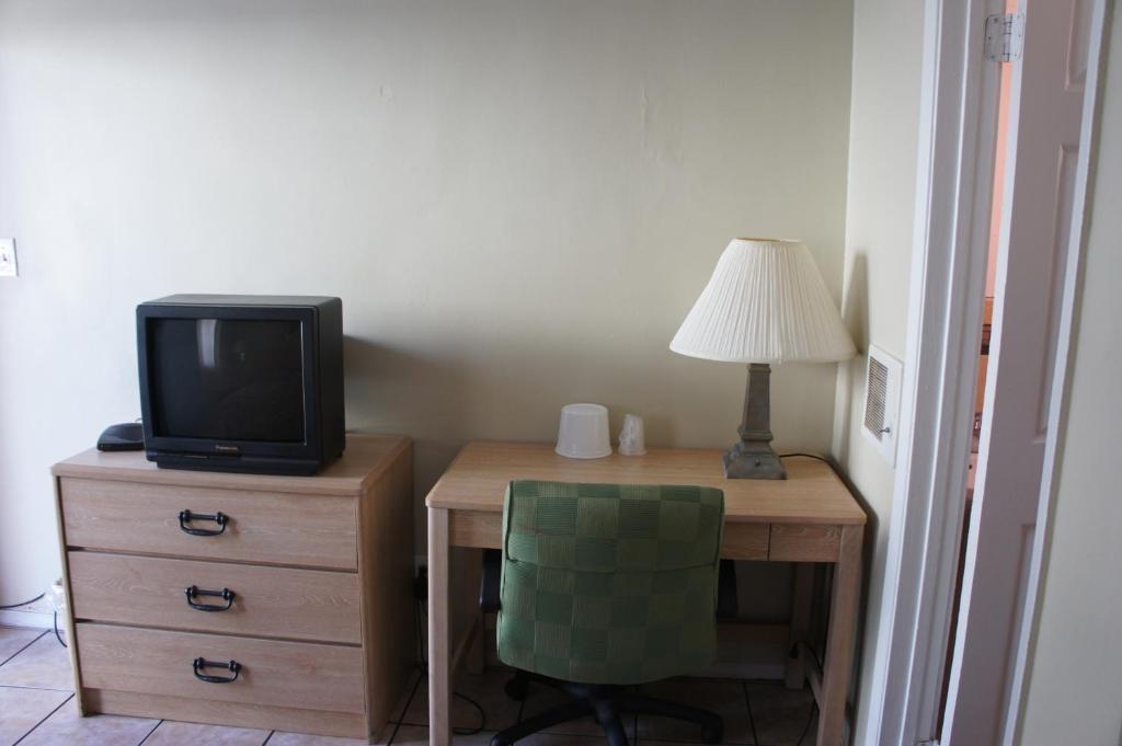 Budget Inn El Cerrito Δωμάτιο φωτογραφία